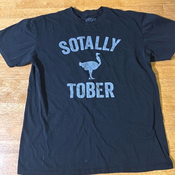 Chive Tees Sotally Tober T-Shirt Size Medium - Picture 1 of 1